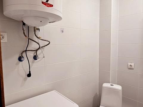квартира за адресою Ревуцького вул., 54