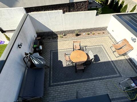 будинок за адресою Озерна, 8ж