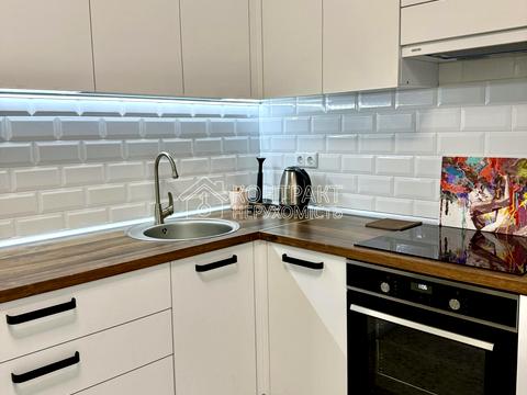 квартира за адресою Козакевича вул., 25