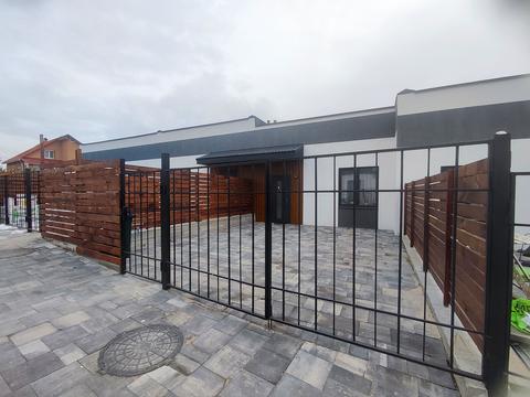 будинок за адресою Весняна вул.