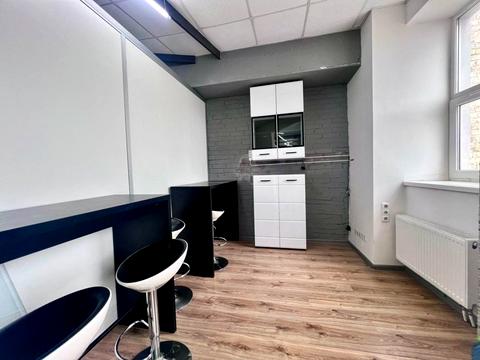 комерційна за адресою Сумська вул., 1