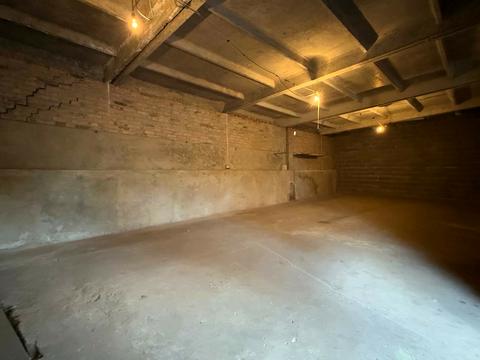 комерційна за адресою Привокзальна вул., 11