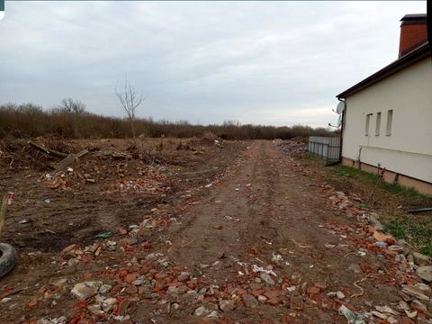 ділянка за адресою Центральна