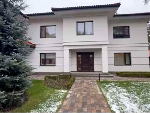 будинок за адресою Берегова вул., 44