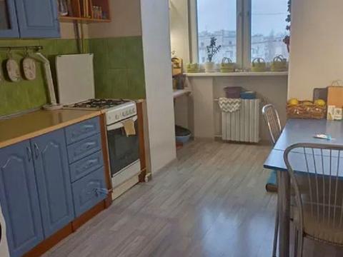 квартира по адресу Ильфа и Петрова ул., 4