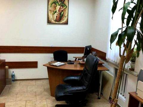 коммерческая по адресу Лаврский пер., 7а