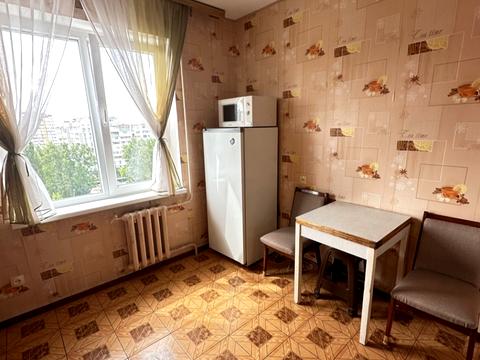 квартира за адресою Небесної Сотні просп. (Маршала Жукова), 75