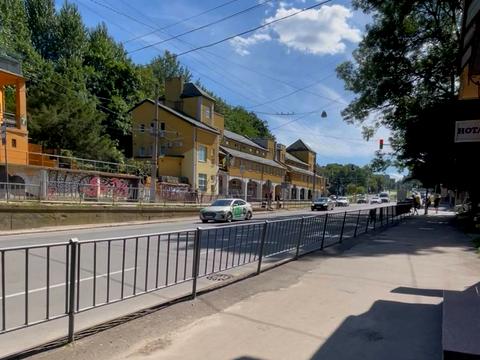 комерційна за адресою Академіка Андрія Сахарова вул., 46