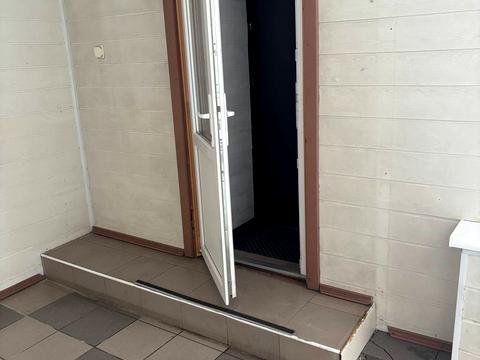 комерційна за адресою Прибузька вул., 8