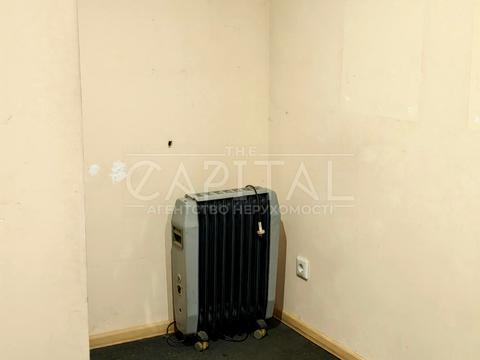 комерційна за адресою Князів Острозьких вул. (Московська), 39