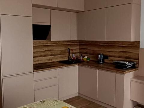 квартира за адресою Заозерна вул., 1