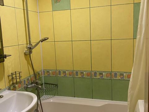 квартира по адресу Героев Крут бульв. (Героїв Сталінграду), 9-А