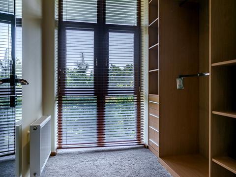 будинок за адресою Осіння