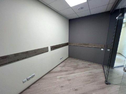 комерційна за адресою Глибочицька вул., 40