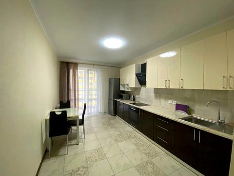 квартира за адресою Воскресенська вул., 18