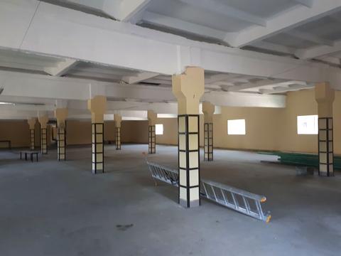 комерційна за адресою Центральна, 12