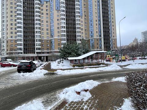 квартира за адресою Дегтярівська вул., 25а к1
