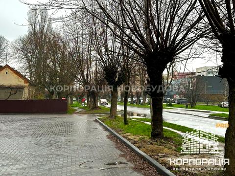 коммерческая по адресу Капушанская ул., 160