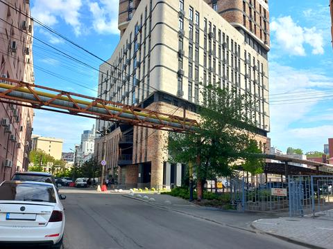 коммерческая по адресу Ломаная ул., 18