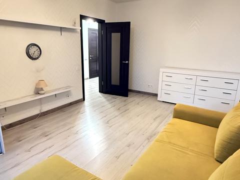 квартира за адресою Михайла Гришка вул., 8
