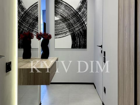 квартира за адресою Салютна вул., 2