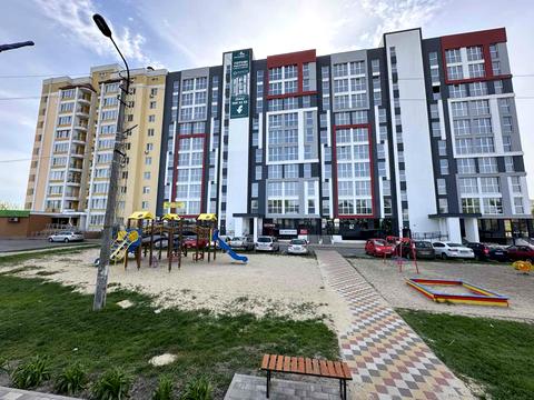 комерційна за адресою Свято-Покровська вул. (Леніна), 73-Г