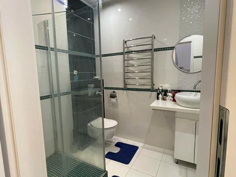 квартира за адресою Степана Бандери просп., 62