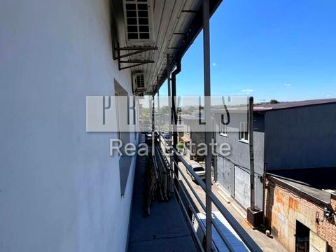 комерційна за адресою Велика Кільцева дорога вул., 4б