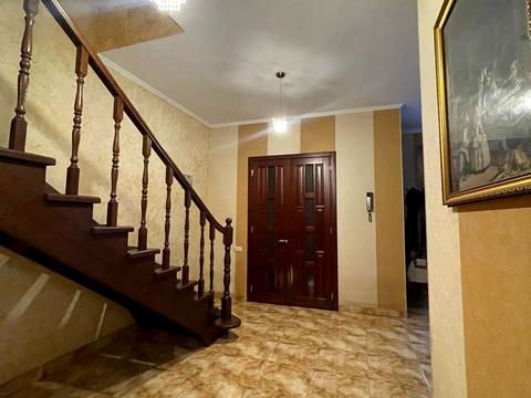 будинок за адресою Центральна вул.
