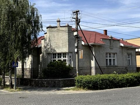 будинок за адресою Михайла Грушевського вул.