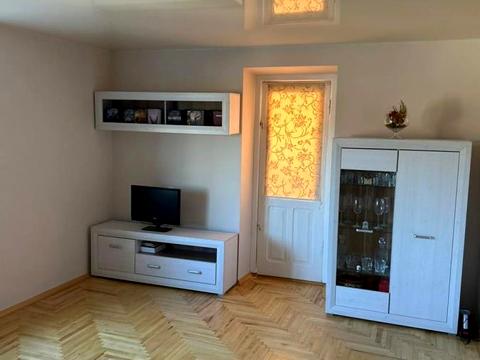 квартира за адресою Джерельна вул., 10