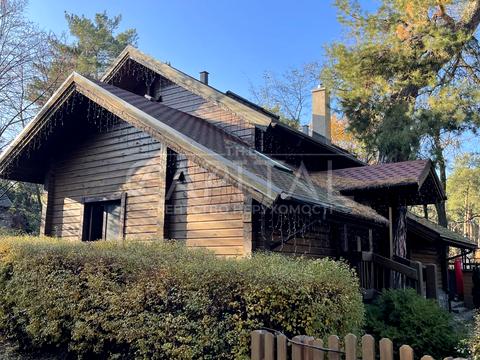 будинок за адресою Валова вул.