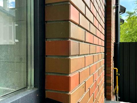 будинок за адресою Миколи Руденка вул. (Руденка)