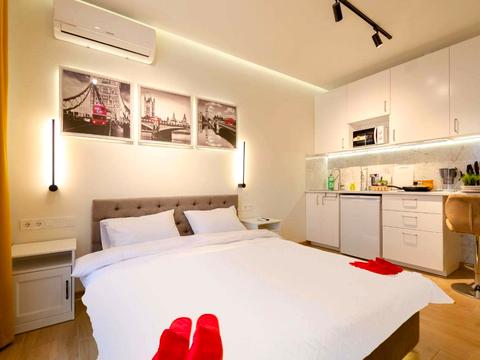 квартира за адресою Михайла Максимовича вул. (Онуфрія Трутенка), 26-Г