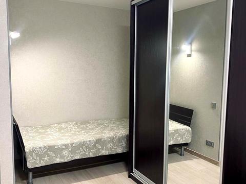 квартира за адресою Михайла Стельмаха вул., 8