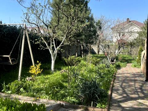 будинок за адресою Землевпорядна, 65