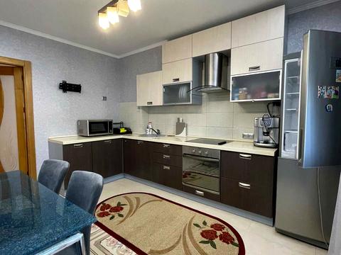 квартира за адресою Космічна вул., 3-А