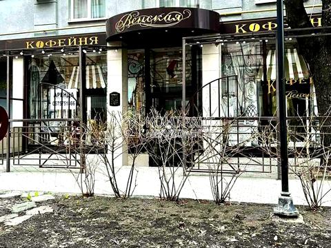 комерційна за адресою Чернишевська вул., 15