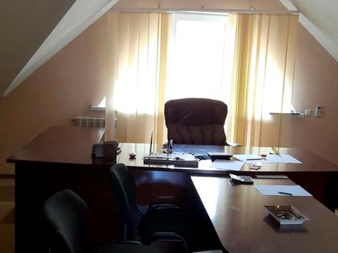 комерційна за адресою Ярослава Мудрого, 2