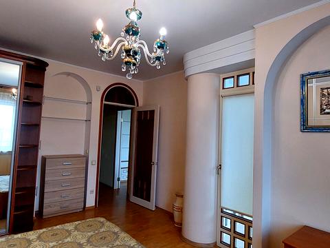 квартира по адресу Андрея Верхогляда ул. (Михайла Драгомирова), 4
