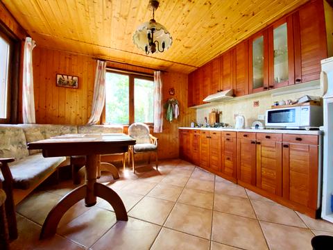 комерційна за адресою Курица, 5