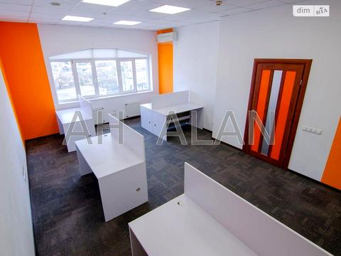 комерційна за адресою Миколи Пимоненка вул., 13
