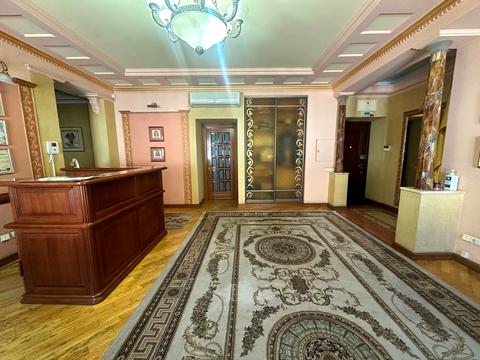 комерційна за адресою Львів, Братів Рогатинців вул., 18