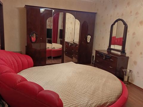 квартира за адресою Анни Ахматової вул., 15