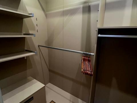 квартира за адресою Андрія Верхогляда вул. (Михайла Драгомирова), 20