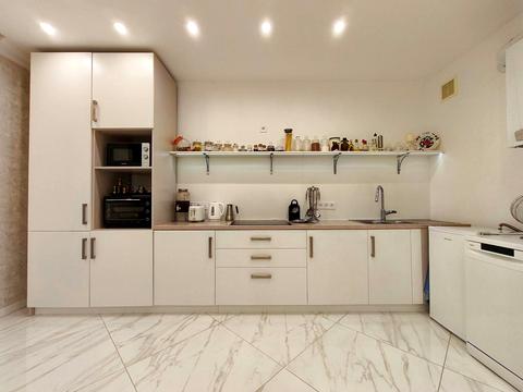 будинок за адресою Євгена Коновальця вул., 38