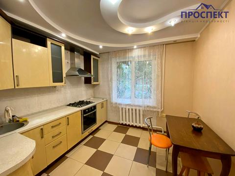 квартира за адресою Руслана Зайченка пров. (Гайдара)