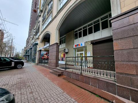 коммерческая по адресу Антоновича ул. (Горького), 72