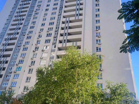 квартира за адресою Драгоманова вул., 10