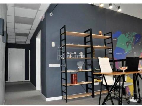 комерційна за адресою Володимира Івасюка просп. (Героїв Сталінграду), 4